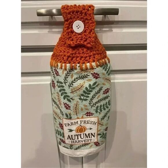 Crochet Top Kitchen Towel- Farm Fresh Autumn Harvest - Picture 3 of 3